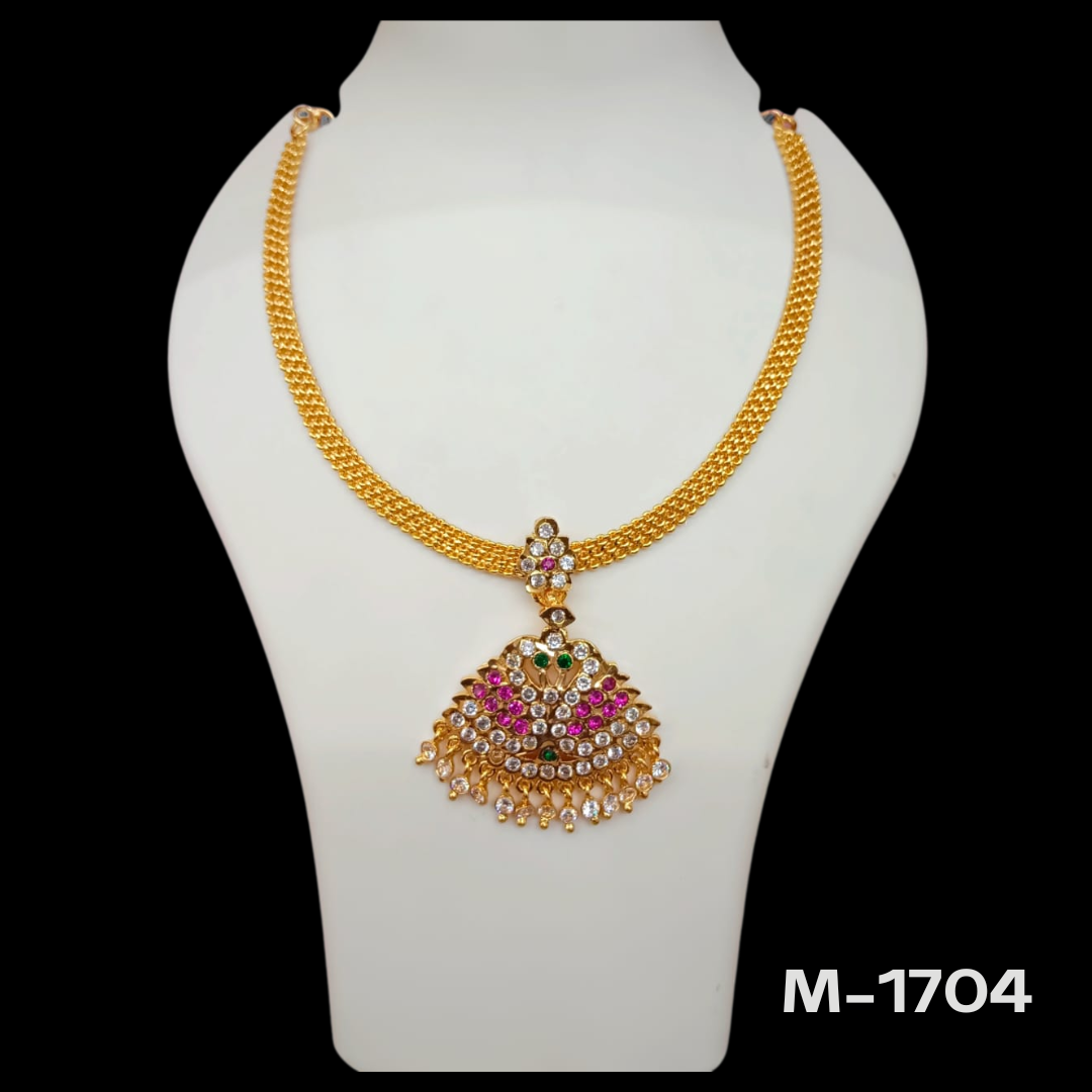 Exquisite Gold-Plated Necklace with Statement Pendant – M-1704