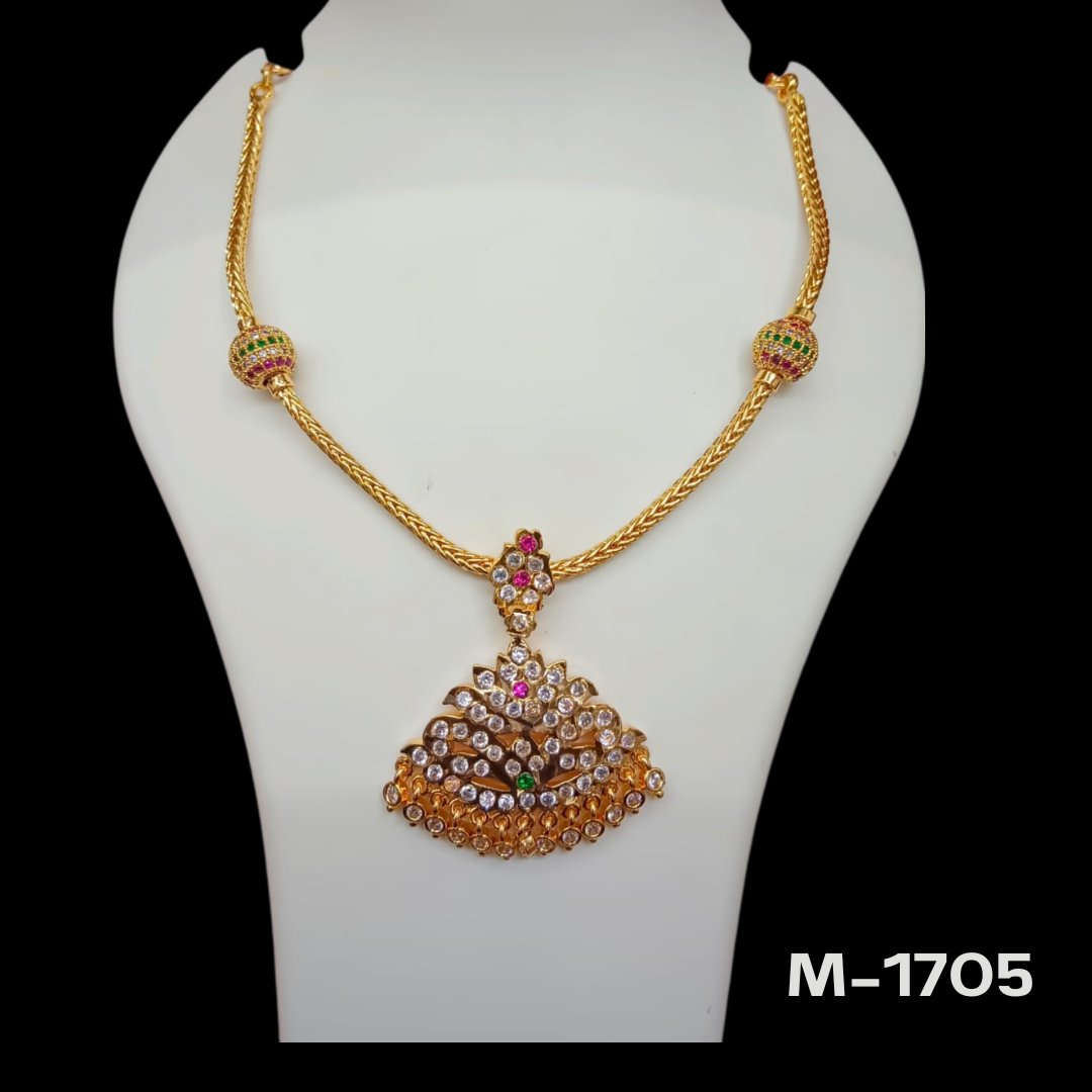 Regal Gold-Plated Necklace with Grand Pendant – M-1705