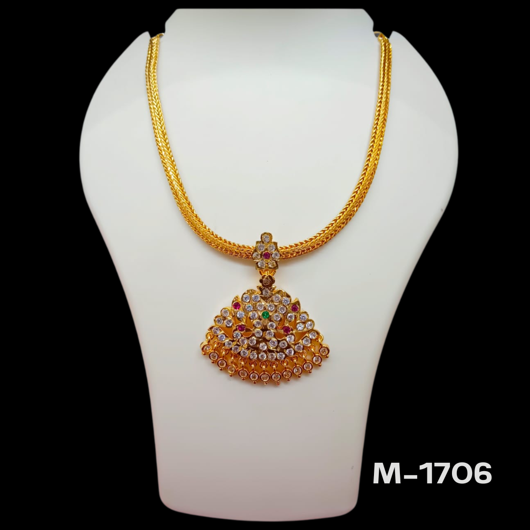 Royal Gold-Plated Necklace with Majestic Pendant – M-1706