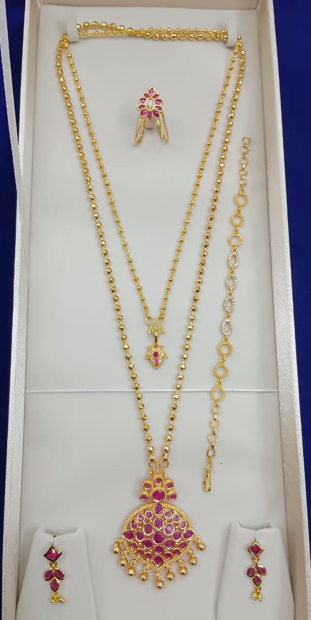 Elegant Gold-Plated Ruby Stone Jewelry Combo Set