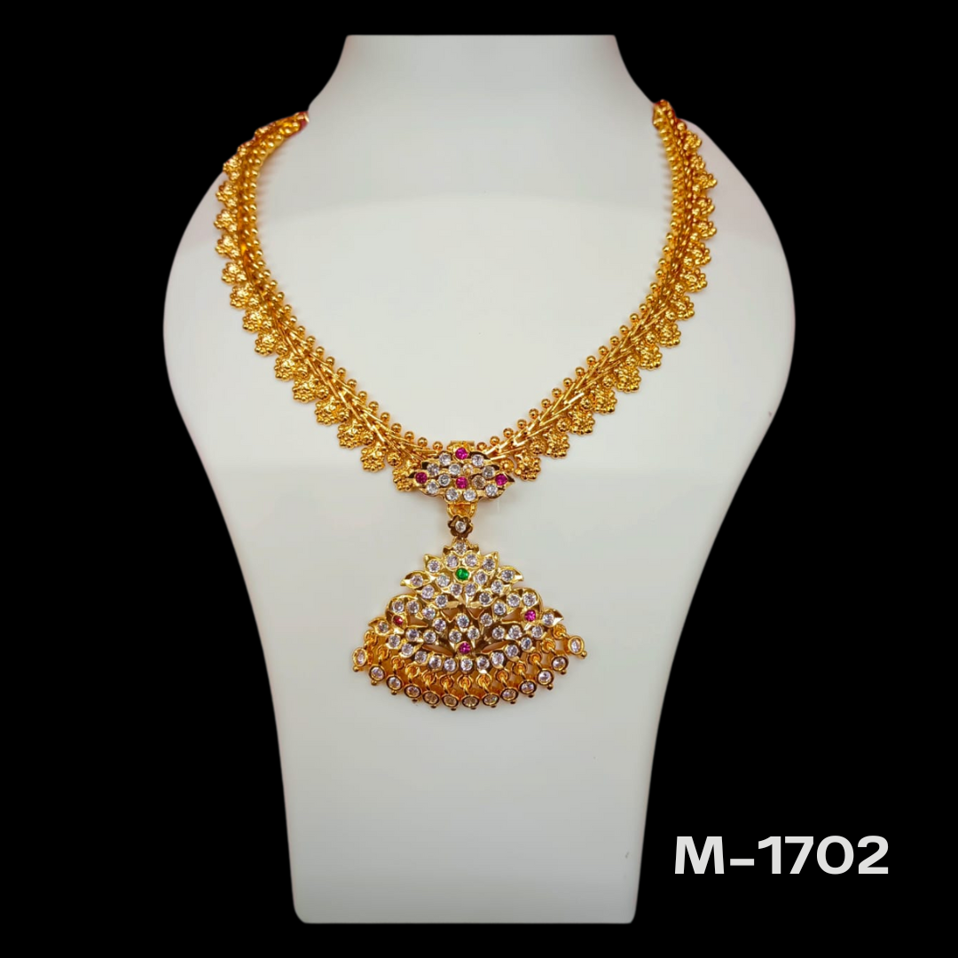 Exquisite Gold-Plated Bridal Necklace with Stone-Studded Pendant – M-1702