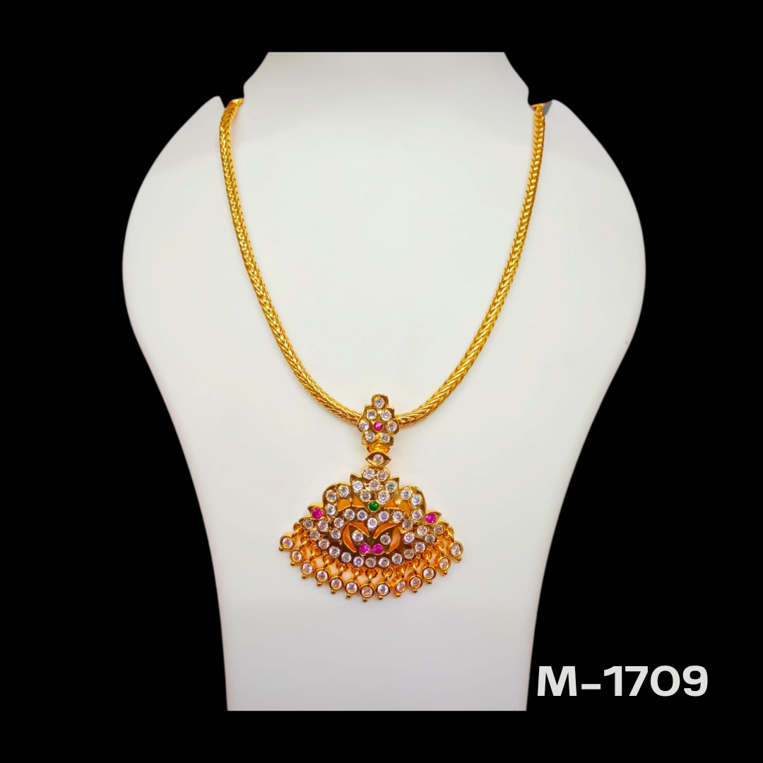 Elegant Gold-Plated Necklace with Royal Pendant – M-1709